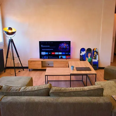 Spacious T3 With Wifi In The Heart Of شقة تولوز